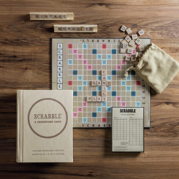 Scrabble Vintage Bookshelf Edition - Image 3